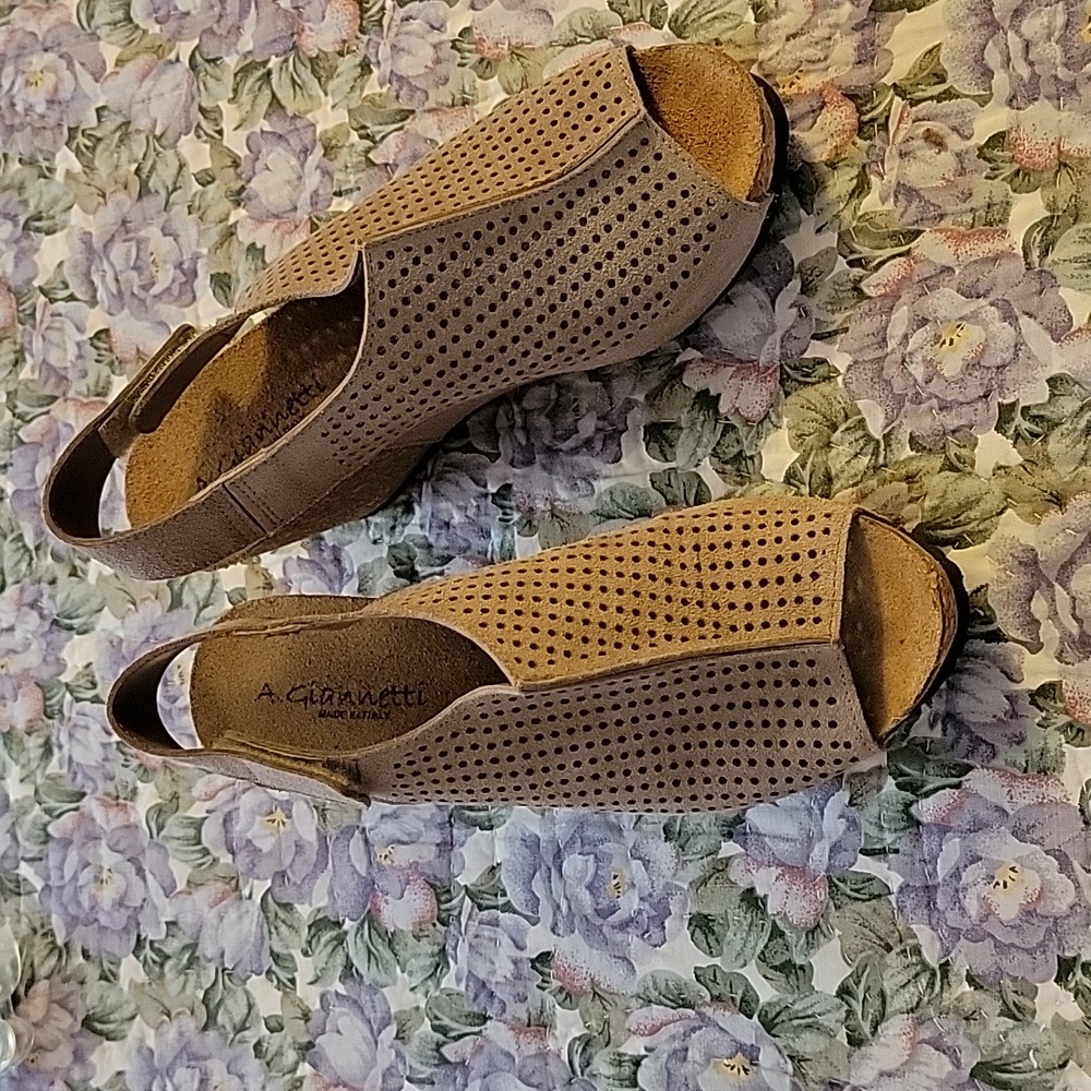 Italian sandals!